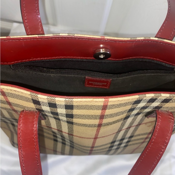 Burberry bag - Picture 8 of 8
